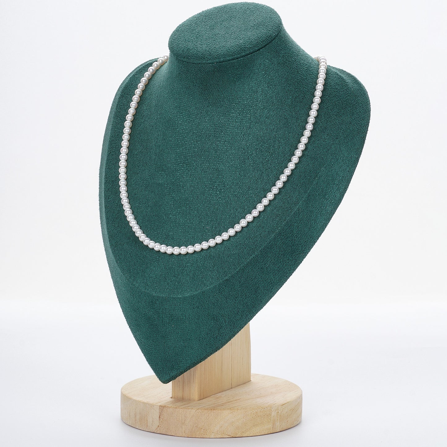 Fresh water pearl 4-4.5mm bright light is round baby pearl necklace